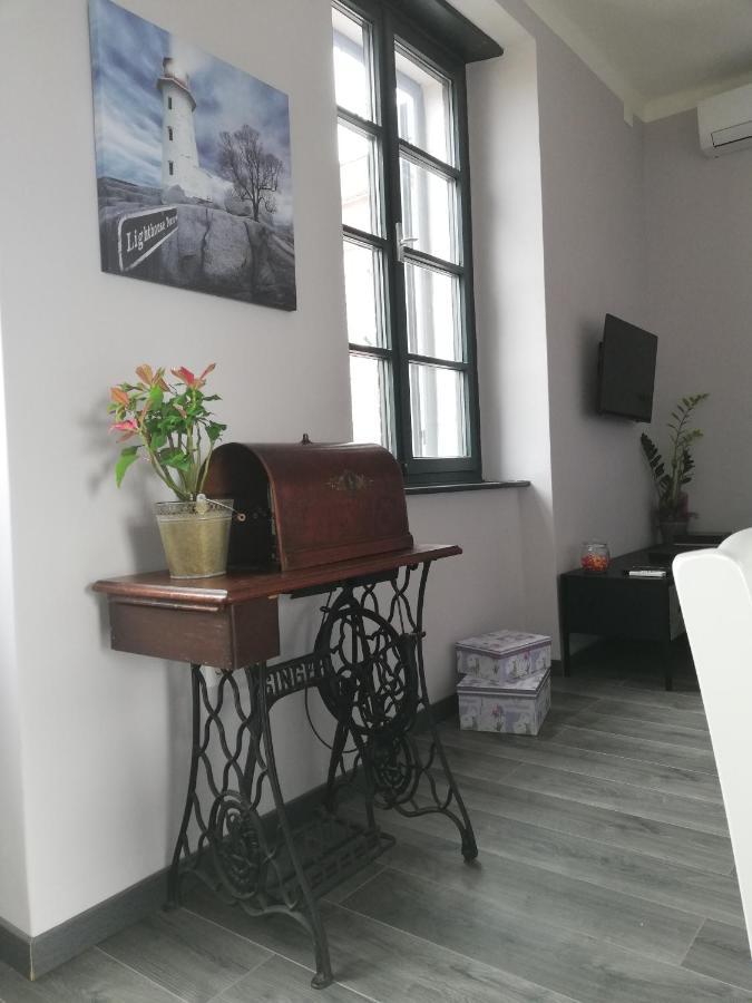 Appartement Gray Pearl à Pula Extérieur photo
